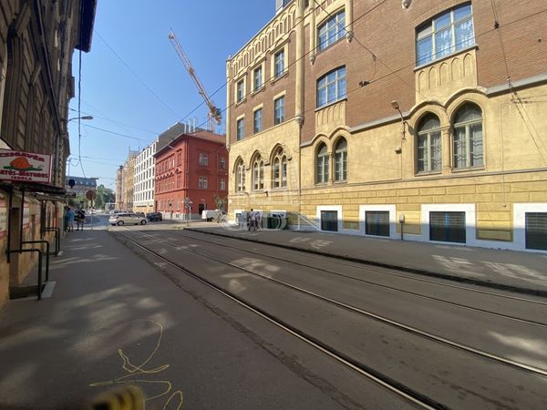 Eladó Budapest VIII. kerület Üzlethelyiség