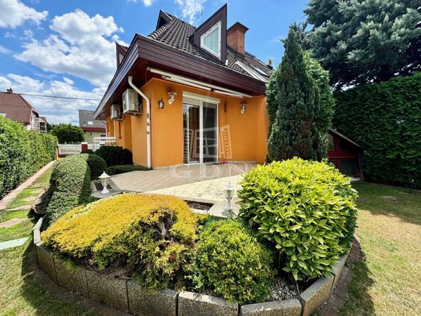 For sale Budapest XVII. kerület Semidetached house