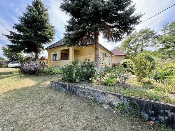 Verkauf Felcsút Einfamilienhaus