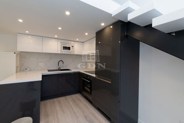 Vânzare Budapest VI. kerület Locuinta (caramida)