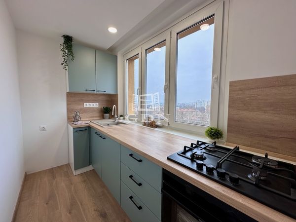Продается Budapest III. kerület Квартира (панель)
