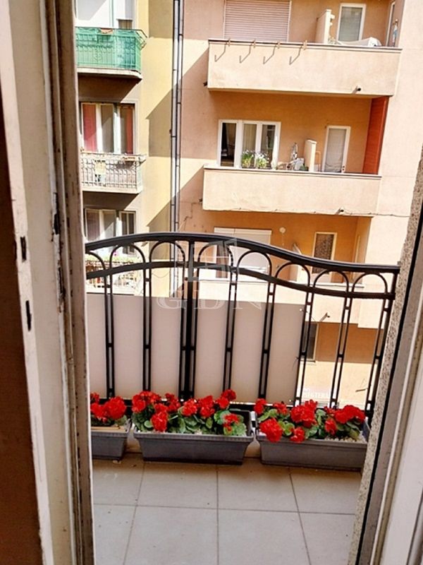 Eladó Budapest XIII. kerület Lakás (téglaépítésű)
