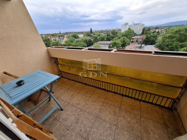 Eladó Budapest XV. kerület Lakás (panel)