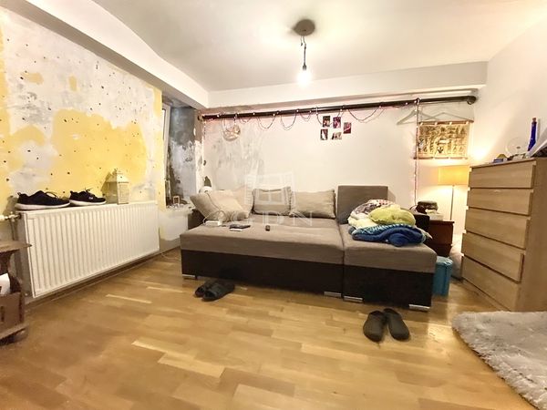 Eladó Budapest VIII. kerület Lakás (téglaépítésű)