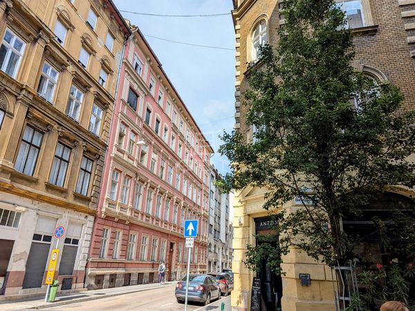 Eladó Budapest VIII. kerület Lakás (téglaépítésű)