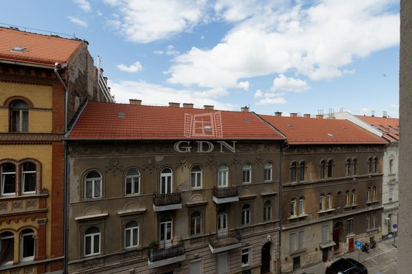 Eladó Budapest VII. kerület Lakás (téglaépítésű)