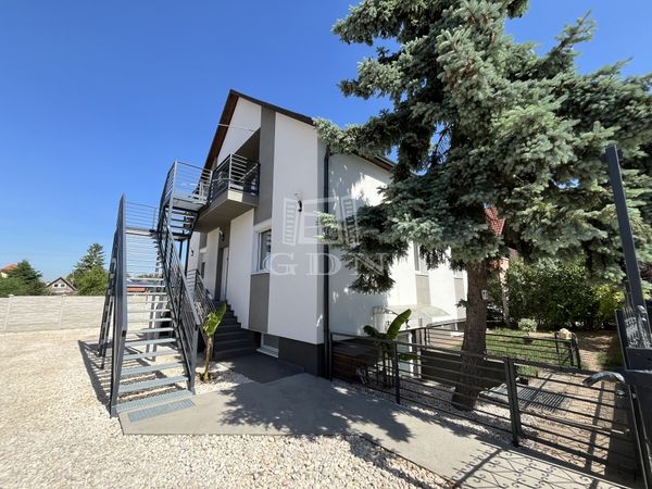 Eladó Fót Családi ház