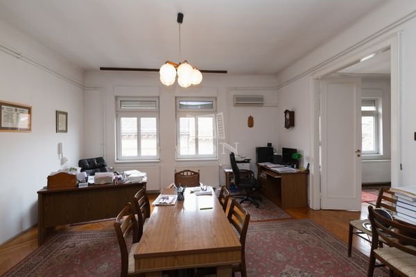 Vânzare Budapest V. kerület Birouri