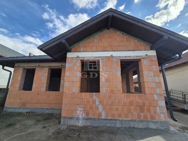 Verkauf Ecser Doppelhaus