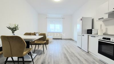 Budapest, VI. kerület Lakás - 220.000 Ft