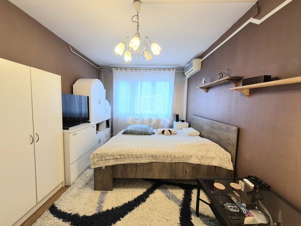 Eladó Budapest XIV. kerület Lakás (panel)