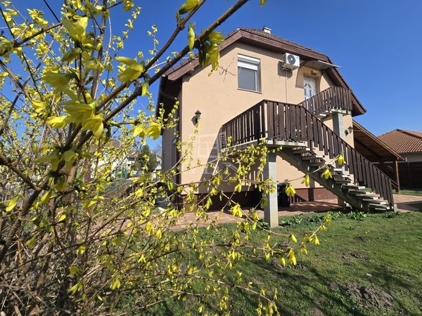 Vânzare Budapest XVII. kerület Casa Familiala