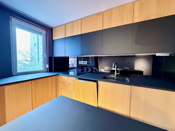 Eladó Budapest III. kerület Lakás