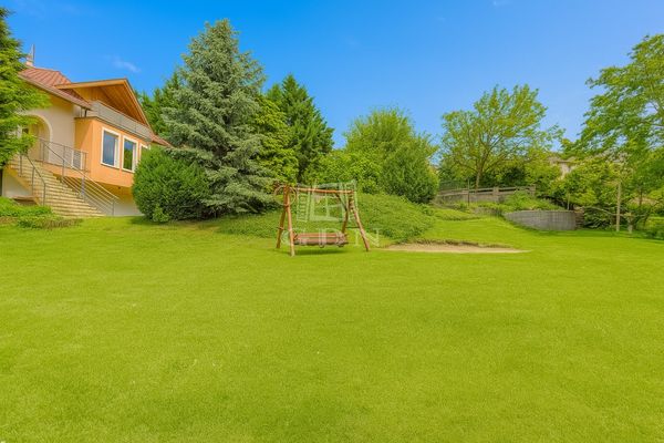 Eladó Szentendre Családi ház