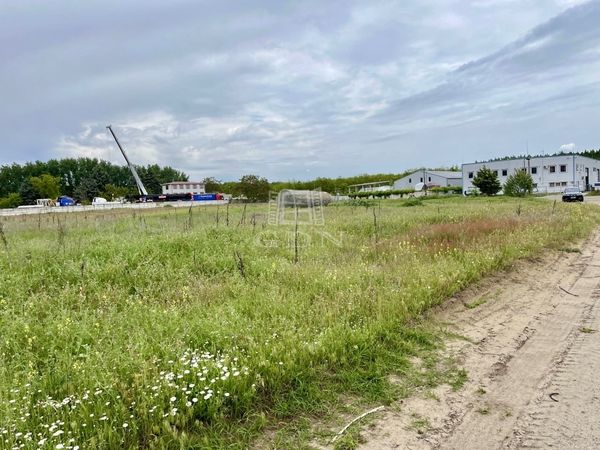 Eladó Felsőpakony Ipari terület