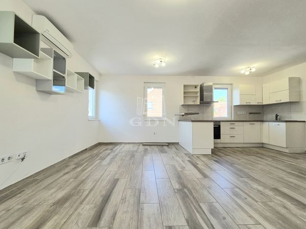 Eladó Budapest XIV. kerület Lakás