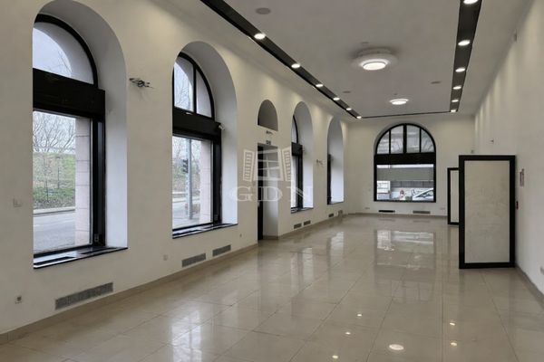 Eladó Budapest VI. kerület Üzlethelyiség