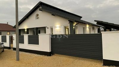 Kakucs Családi ház - 159.800.000 Ft