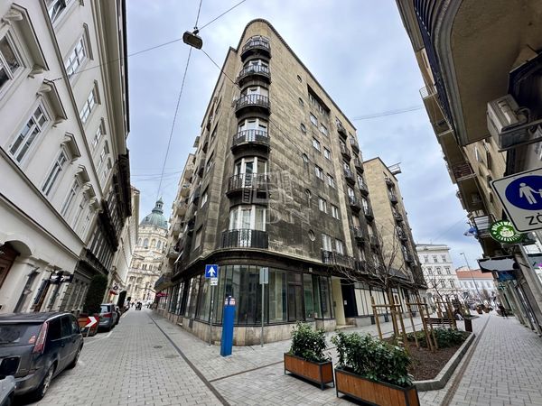 Kiadó Budapest VI. kerület Lakás