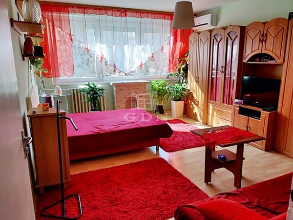 Eladó Budapest XIII. kerület Lakás