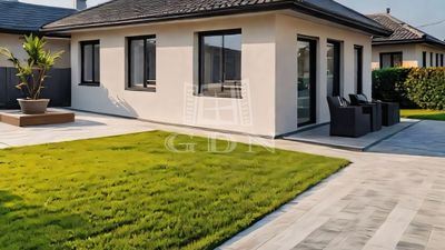 Dabas 双面别墅 - 79.990.000 HUF