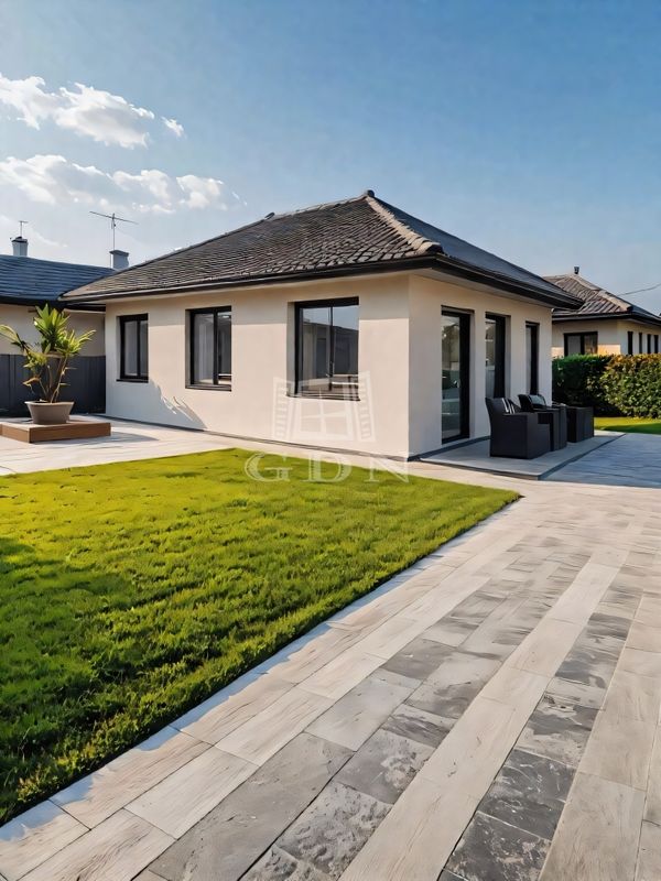 出卖 Dabas 双面别墅