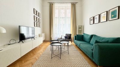 Budapest, V. kerület Lakás - 295.000 Ft