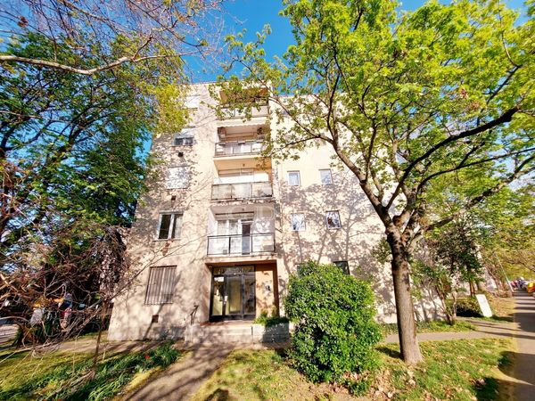 Eladó Budapest XX. kerület Lakás