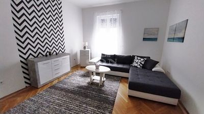 Budapest, I. kerület Lakás - 240.000 Ft