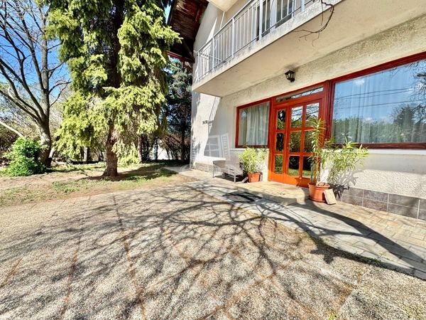 Eladó Budapest II. kerület Lakás (téglaépítésű)