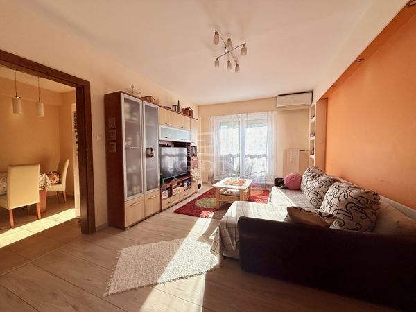 出卖 Budapest III. kerület 公寓房（非砖头）