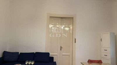 Budapest, XV. kerület Совмещенный дом - 490.000 HUF