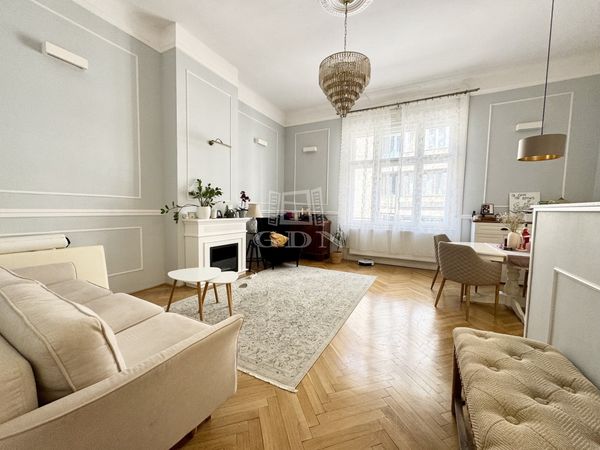 Miete Budapest I. kerület Wohnung (Ziegel)