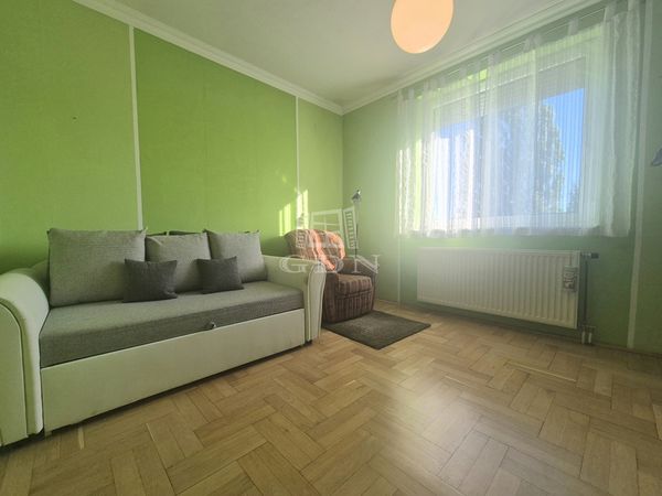Eladó Budapest XV. kerület Lakás (téglaépítésű)