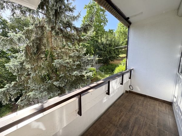 Eladó Budapest II. kerület Lakás (csúsztatott zsalu)