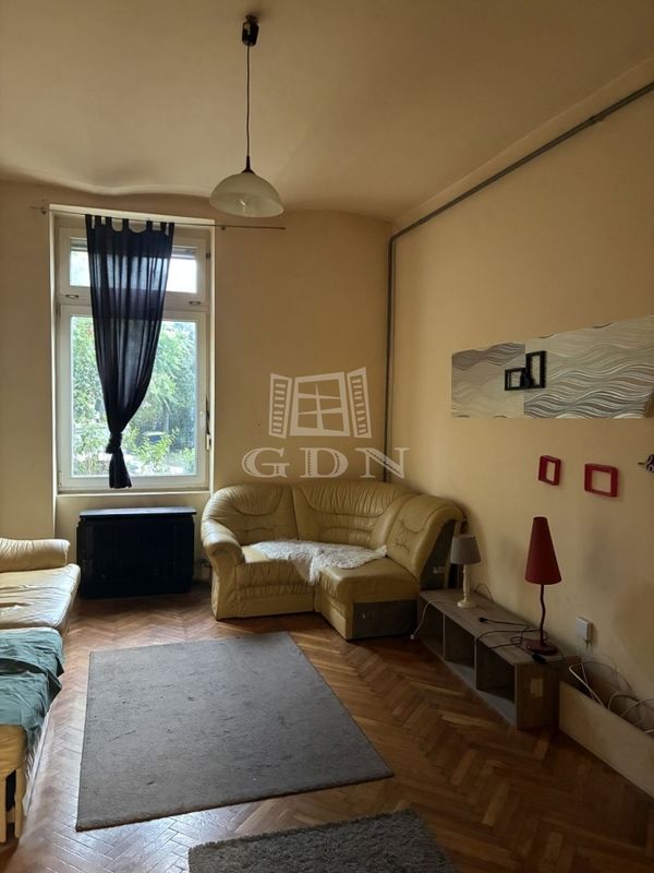 Eladó Budapest IV. kerület Lakás