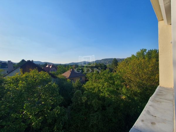 Eladó Budapest XII. kerület Lakás