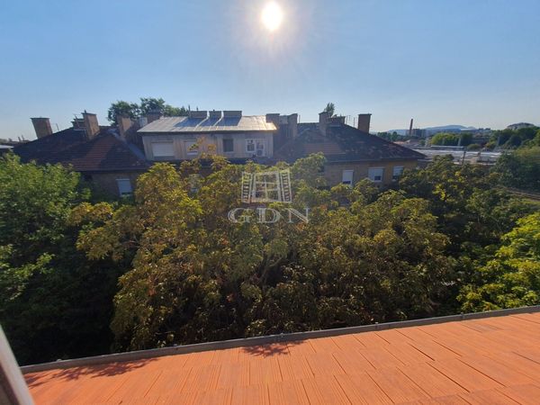 Eladó Budapest X. kerület Lakás