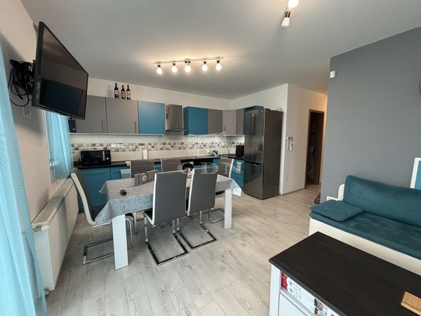 Eladó Siófok Lakás (téglaépítésű)