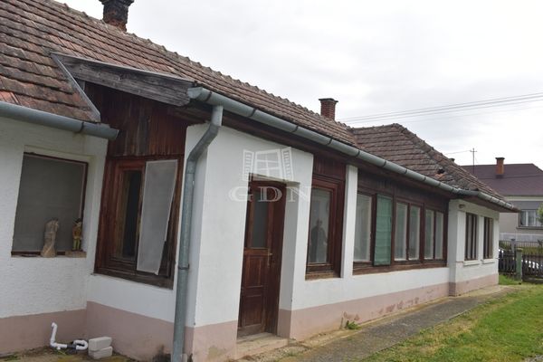 Eladó Szőce Családi ház