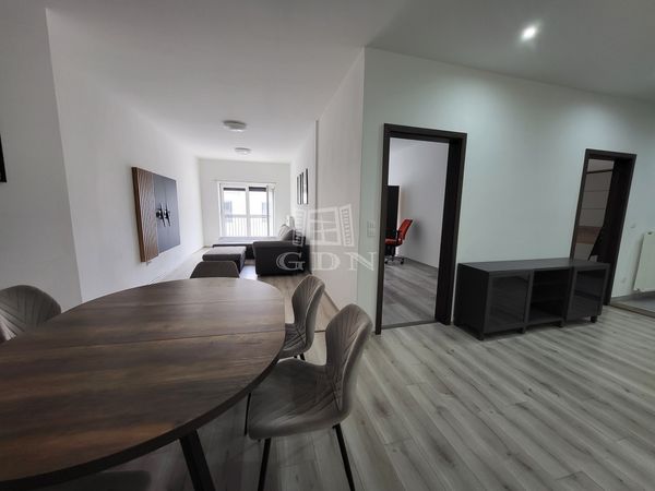 Eladó Szombathely Lakás (téglaépítésű)