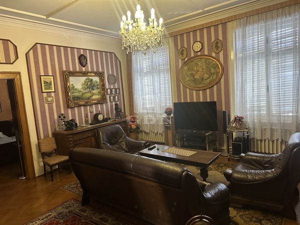 Eladó Szombathely Lakás (téglaépítésű)