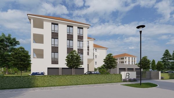 Eladó Szombathely Lakás (téglaépítésű)