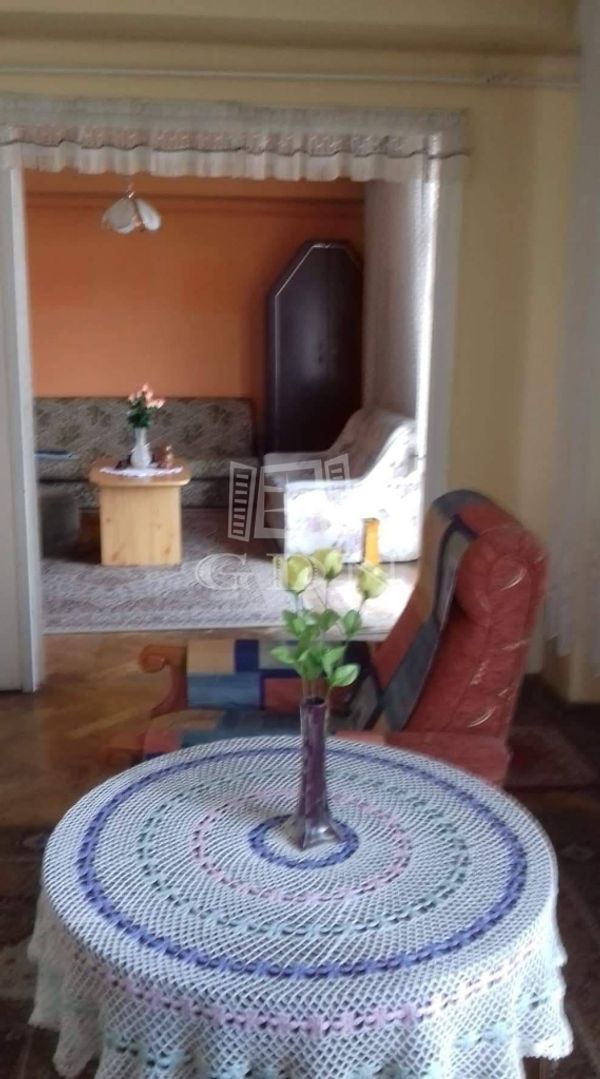 Eladó Szombathely Lakás (téglaépítésű)