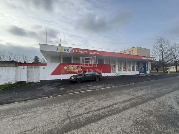 Eladó Körmend Üzlethelyiség