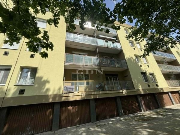 Продается Szombathely Квартира (кирпичная)