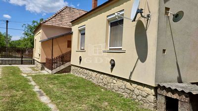 Kup Einfamilienhaus - 34.900.000 HUF