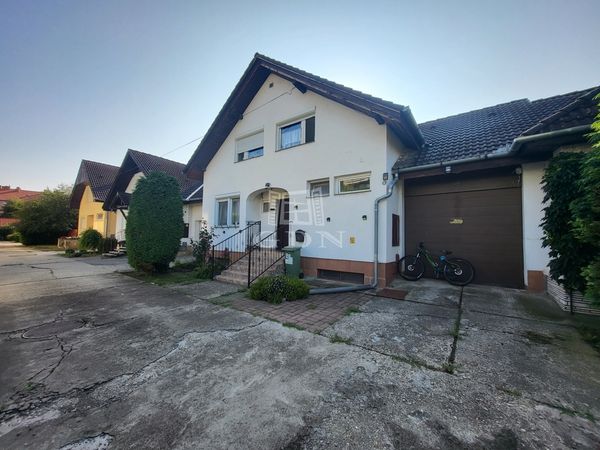 Verkauf Sárvár Reihenhaus