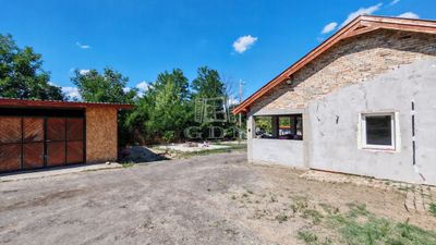 Pécel Wohngrundstück - 52.000.000 HUF