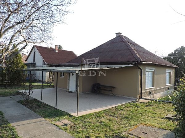 Miete Gyömrő Einfamilienhaus